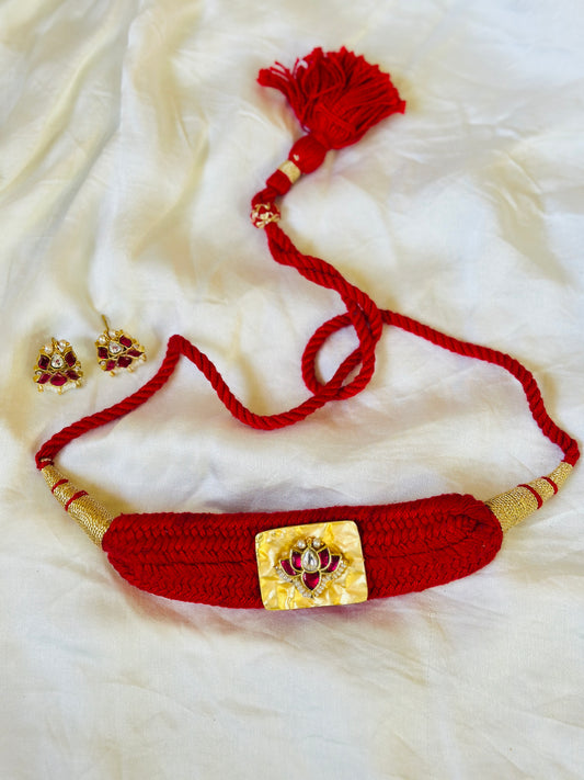Kundan-Weave Thread Choker