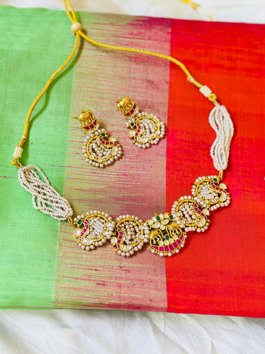 Panch-Motif Moti Set