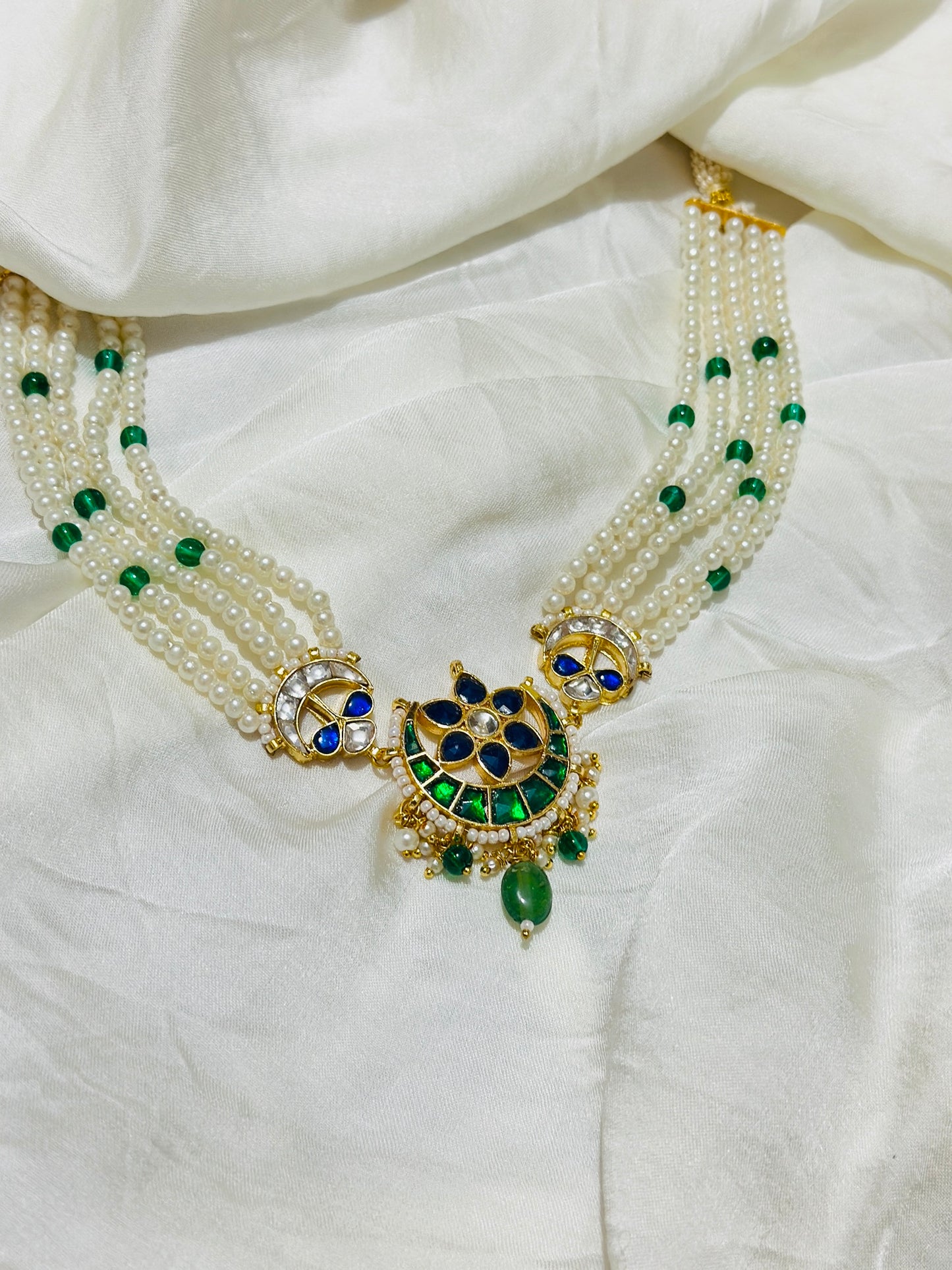 Regal-Crescent Moti Set