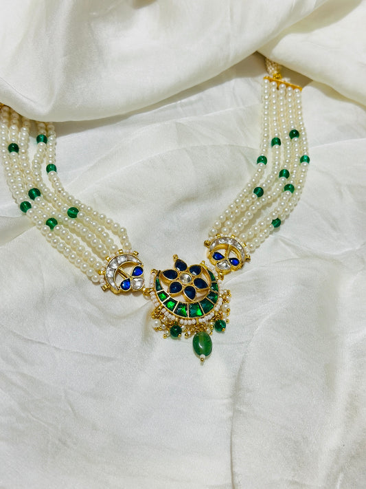 Regal-Crescent Moti Set